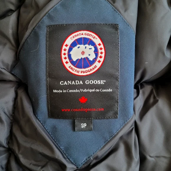 Canana Goose Trillium Parka - Picture 2 of 10